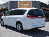 Used 2022 Chrysler Pacifica Touring-L image 3