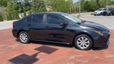 Used 2022 Toyota Corolla LE image 3