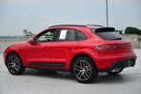 Used 2025 Porsche Macan image 3