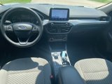 Used 2020 Ford Escape SE image 3