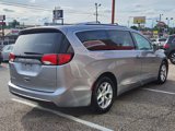 Used 2020 Chrysler Pacifica Limited image 6