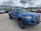 Used 2017 Toyota Tacoma TRD Off-Road image 3