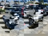 Used 2015 Kia Soul + image 6