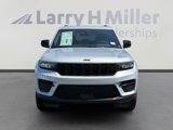 New 2025 Jeep Grand Cherokee Altitude image 2