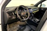 Used 2024 Porsche Macan image 4