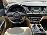 Used 2015 Kia Sedona LX w/ LX Convenience Package image 5