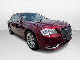 Used 2019 Chrysler 300 Touring w/ Chrome Appearance Package image 3
