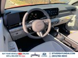 New 2025 Hyundai Kona SE image 3