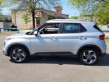 Used 2022 Hyundai Venue SEL image 2