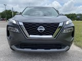 Used 2023 Nissan Rogue SV image 2