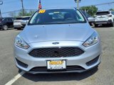 Used 2016 Ford Focus SE w/ Reverse Sensing Package image 2