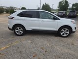 Used 2017 Ford Edge SE image 4