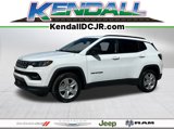 Certified 2022 Jeep Compass Latitude image 1