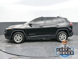 Used 2017 Jeep Cherokee Latitude w/ Cold Weather Group image 2