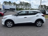 Used 2022 Nissan Kicks S image 6