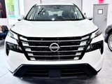 Used 2025 Nissan Rogue SV image 2