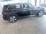 Used 2023 Mercedes-Benz EQB 300 4MATIC image 4