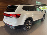 Used 2024 Volkswagen Atlas SE image 2
