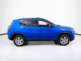 Used 2022 Jeep Compass Latitude image 4