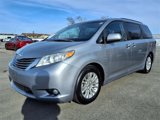 Used 2016 Toyota Sienna XLE image 3