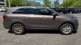Used 2019 Kia Sorento LX image 6