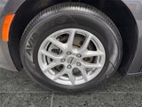 Used 2023 Chrysler Pacifica Touring-L image 5