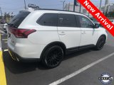 Used 2020 Mitsubishi Outlander LE image 2