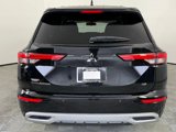 Used 2022 Mitsubishi Outlander SE image 4