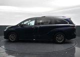 Used 2023 Toyota Sienna XLE image 3