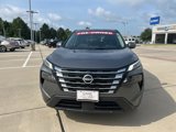Used 2024 Nissan Rogue SV image 2