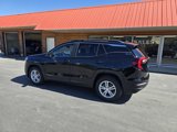 Used 2022 GMC Terrain SLE w/ Driver Convenience Package image 6
