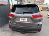 Used 2017 Toyota Highlander LE image 5
