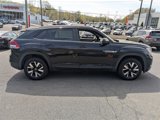 Used 2020 Volkswagen Atlas Cross Sport SE image 2