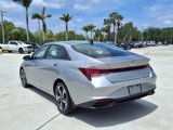 Used 2023 Hyundai Elantra SEL w/ Convenience Package image 3