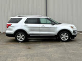 Used 2016 Ford Explorer XLT w/ Equipment Group 202A image 3