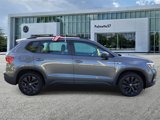 Certified 2022 Volkswagen Taos S image 4