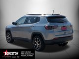 Used 2024 Jeep Compass Latitude image 5