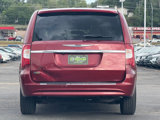 Used 2014 Chrysler Town & Country Touring image 5