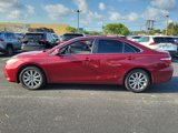 Used 2017 Toyota Camry XLE image 3