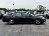 Used 2022 Nissan Altima 2.5 SV image 2