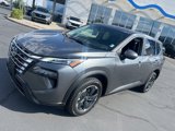 Used 2024 Nissan Rogue SV image 4