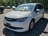 Used 2023 Chrysler Voyager LX image 3