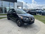 Used 2019 Nissan Kicks SR image 3