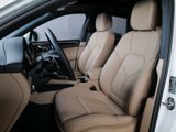 Used 2025 Porsche Macan image 5