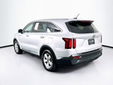 Used 2021 Kia Sorento LX image 5