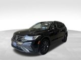 Certified 2022 Volkswagen Tiguan SE w/ Panoramic Sunroof Package image 4