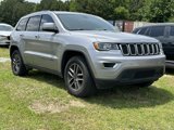 Used 2020 Jeep Grand Cherokee Laredo w/ 18" Wheel & 8.4" Radio Group image 2