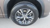 Used 2017 Toyota Highlander Plus image 2