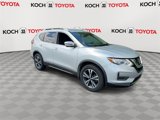 Used 2019 Nissan Rogue SV w/ Premium Package image 3