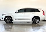Used 2021 Volvo XC90 T8 Inscription Expression w/ Climate Package image 4